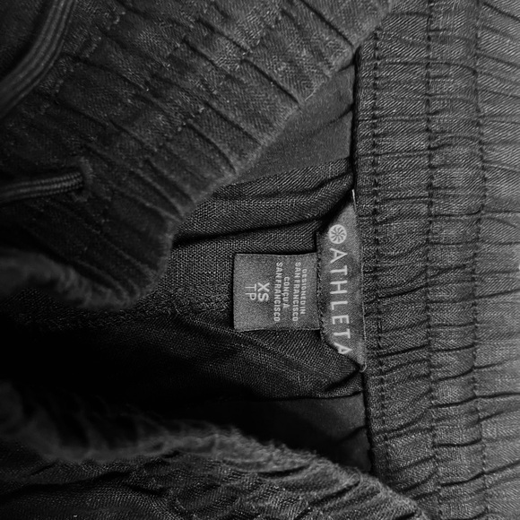 Athleta linen shorts size extra small. Black linen with two pockets drawstring. - Picture 2 of 4